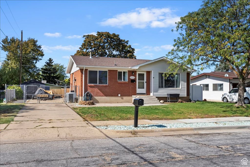 Photo of 4475 S 1975 W, Roy, UT 84067 (MLS # 2116117)