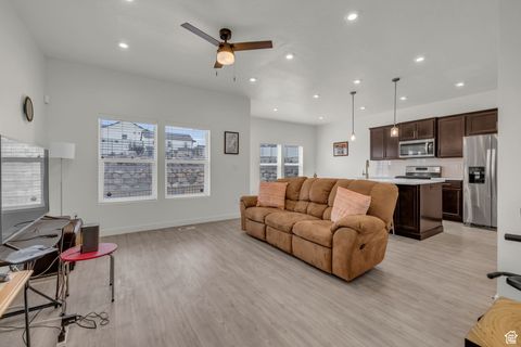 Tiny photo for 4536 E HURSTBOURNE DR, Eagle Mountain, UT 84005 (MLS # 2118619)