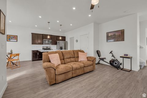 Tiny photo for 4536 E HURSTBOURNE DR, Eagle Mountain, UT 84005 (MLS # 2118619)