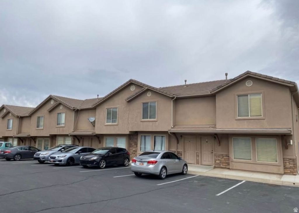 Photo of 920 S 25 E #4G, Cedar City, UT 84720 (MLS # 2146199)