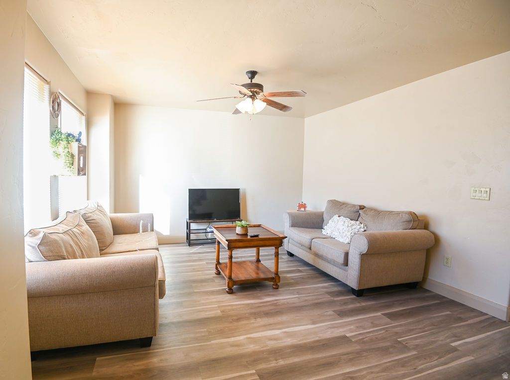 Photo of 920 S 25 E #4G, Cedar City, UT 84720 (MLS # 2146199)