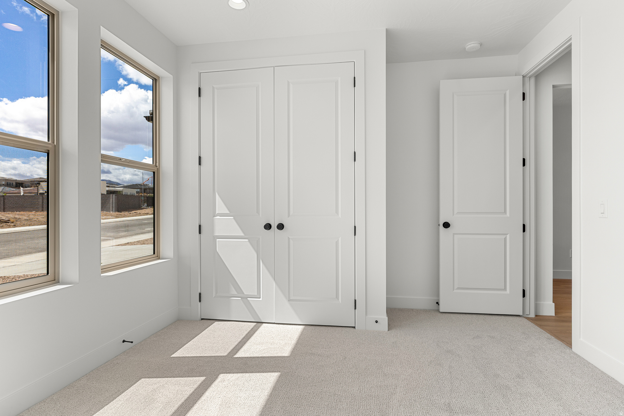 ROSALIA RIDGE AT DIVARIO - Residential