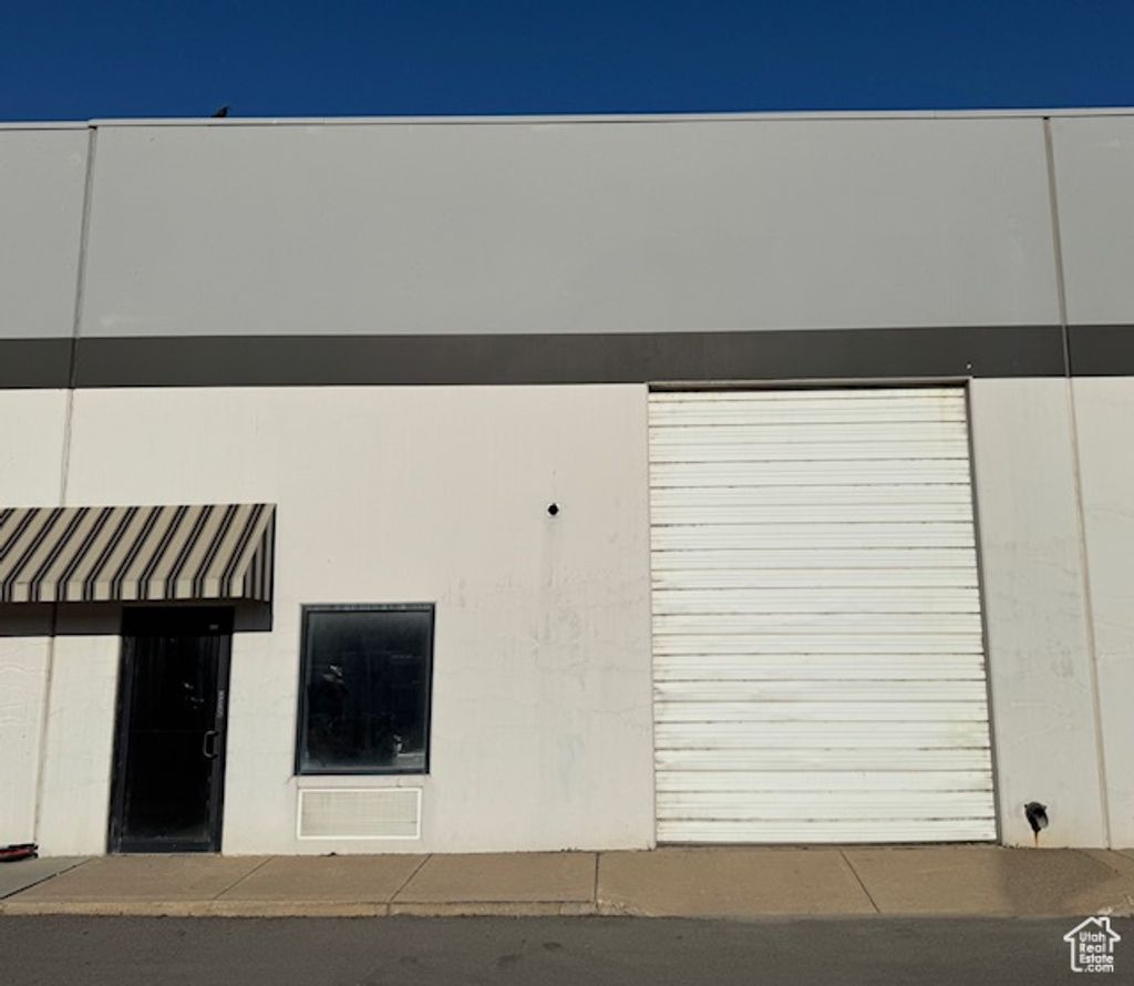 Photo of 230 N CUTLER DR #10, North Salt Lake, UT 84054 (MLS # 2119352)