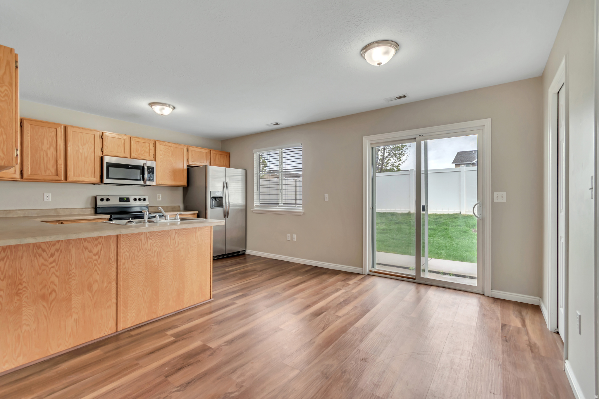 COLONIAL SPRINGS - Residential