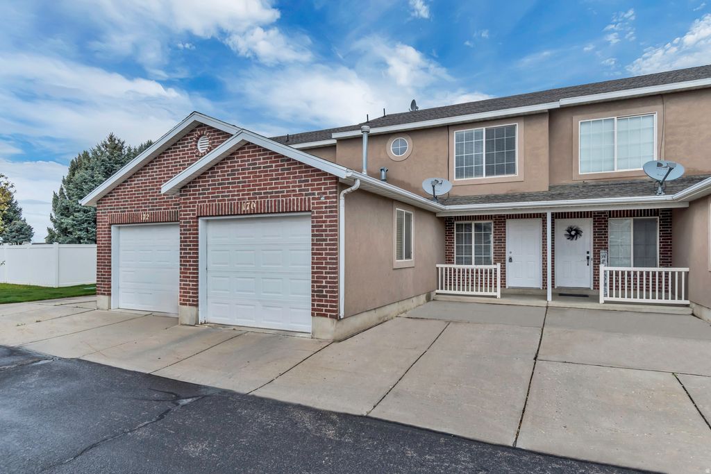 Photo of 170 W 2525 N #15, Harrisville, UT 84414 (MLS # 2147907)