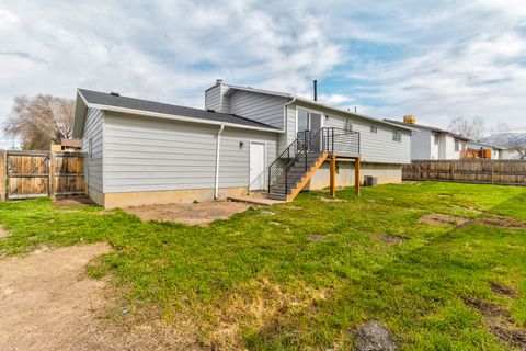 Tiny photo for 1520 E 1100 S, Clearfield, UT 84015 (MLS # 2137533)