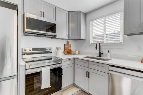 Tiny photo for 1520 E 1100 S, Clearfield, UT 84015 (MLS # 2137533)