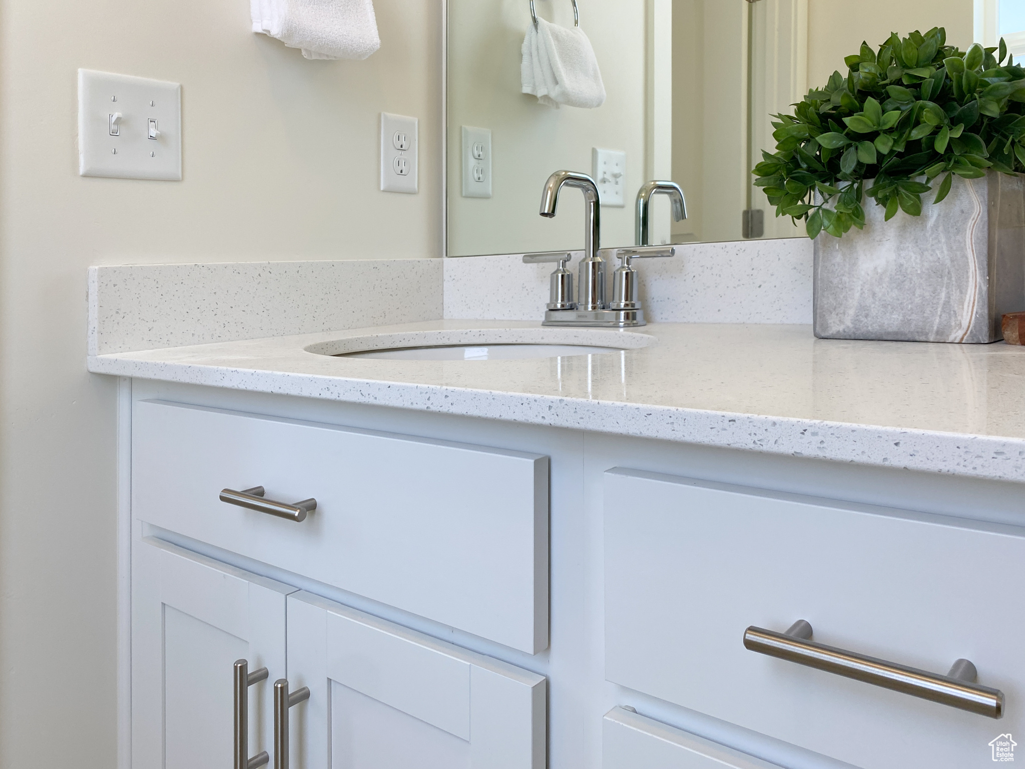 976 E Antelope Dr #305, Eagle Mountain, Utah image 16