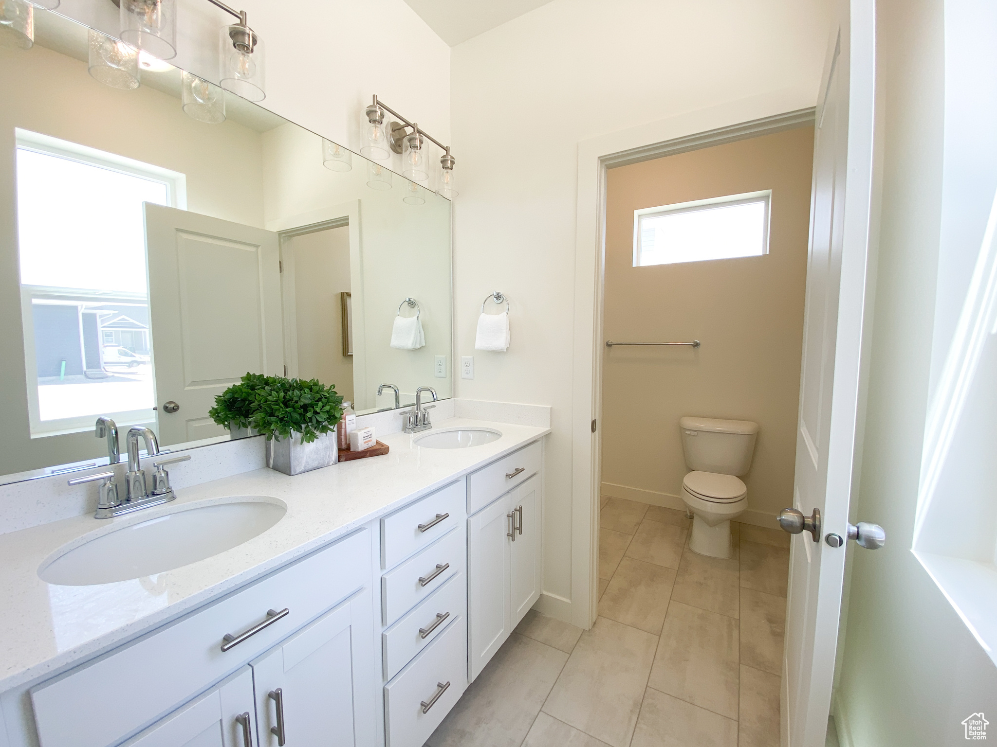 976 E Antelope Dr #305, Eagle Mountain, Utah image 14