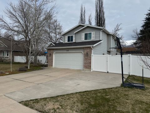 Tiny photo for 1317 S 150 E, Kaysville, UT 84037 (MLS # 2141872)