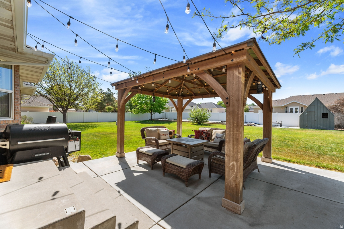 RIDGECREST ACRES - Residential