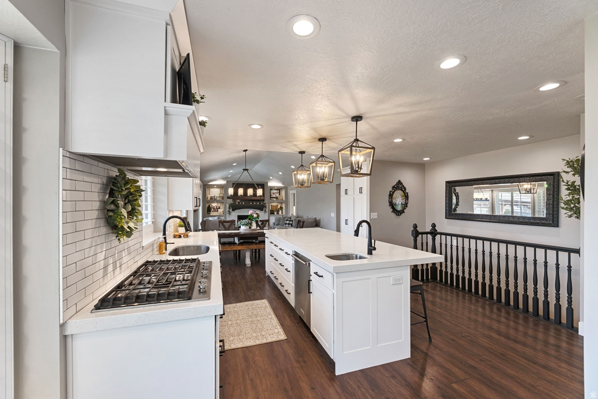 RIDGECREST ACRES - Residential