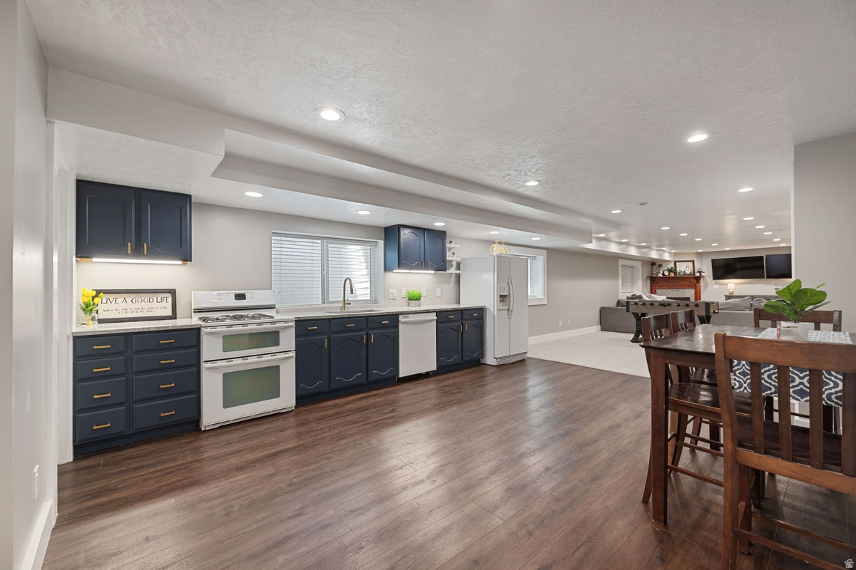 RIDGECREST ACRES - Residential