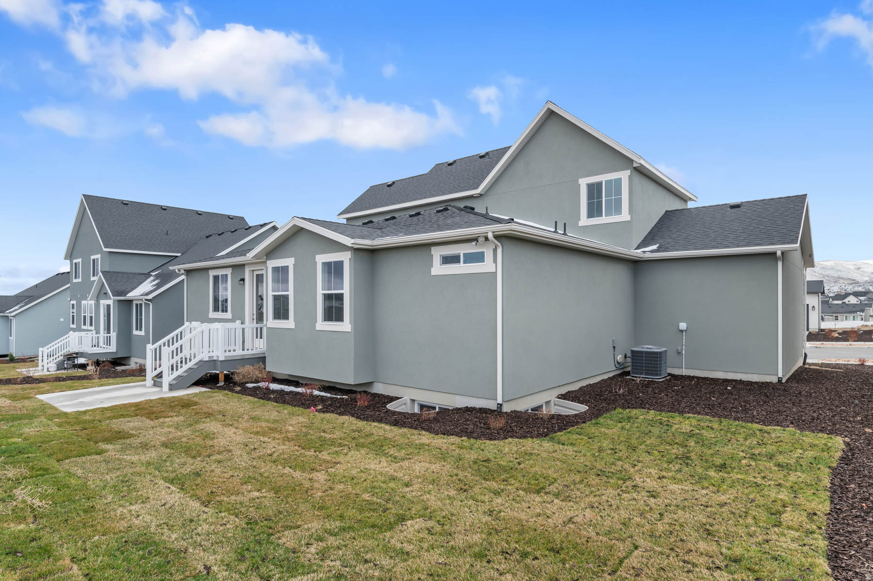 HIDDEN OAKS COLLECTION 604 - Residential