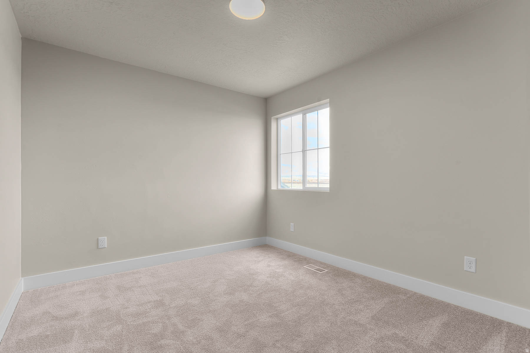 HIDDEN OAKS COLLECTION 604 - Residential