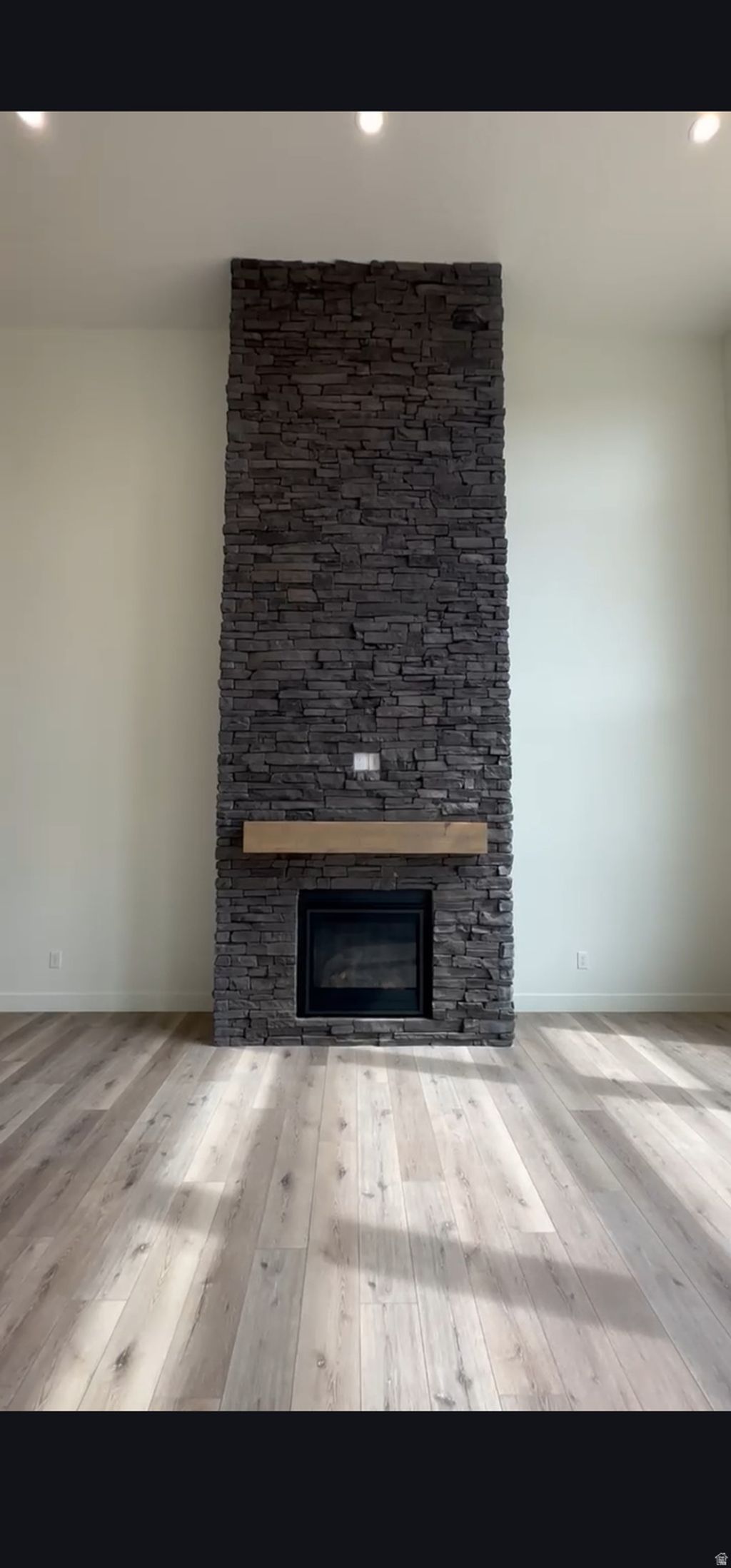 Photo of 14 W 590 N #19, Salem, UT 84653 (MLS # 2157701)