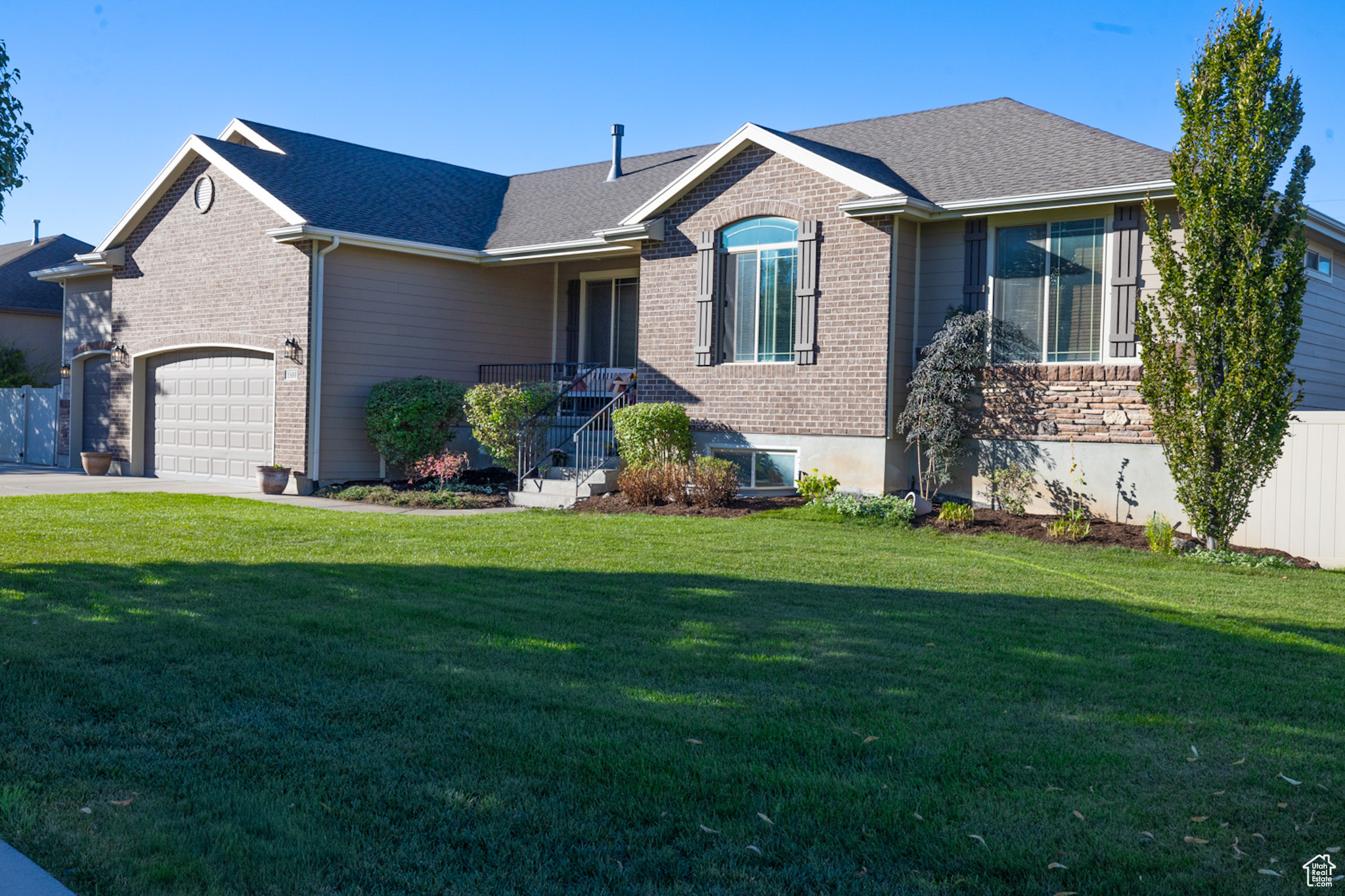 1504 S Equestrian Park Way, Kaysville, Utah image 1