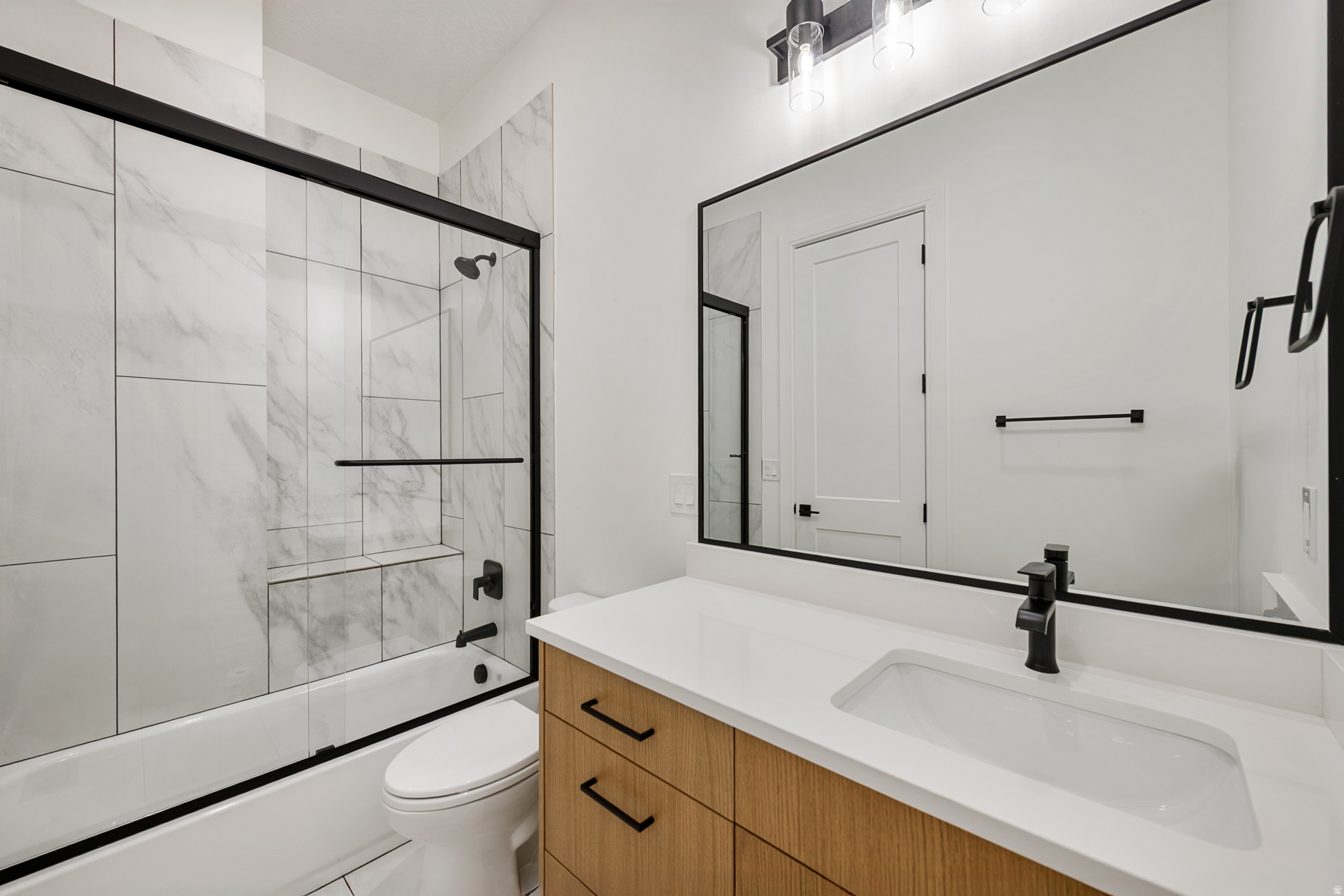 SIXTH STREET COTTAGES - Residential