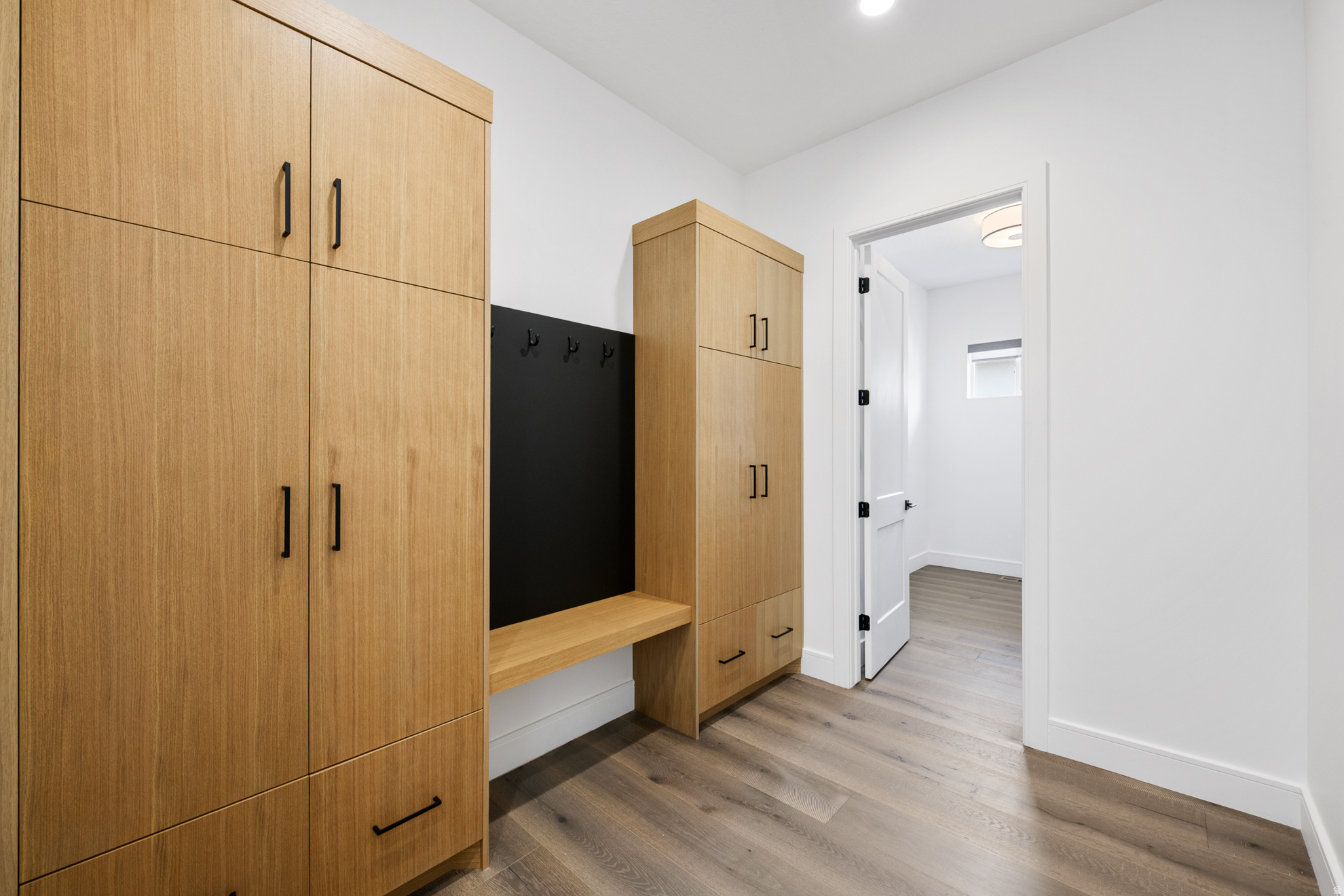 SIXTH STREET COTTAGES - Residential