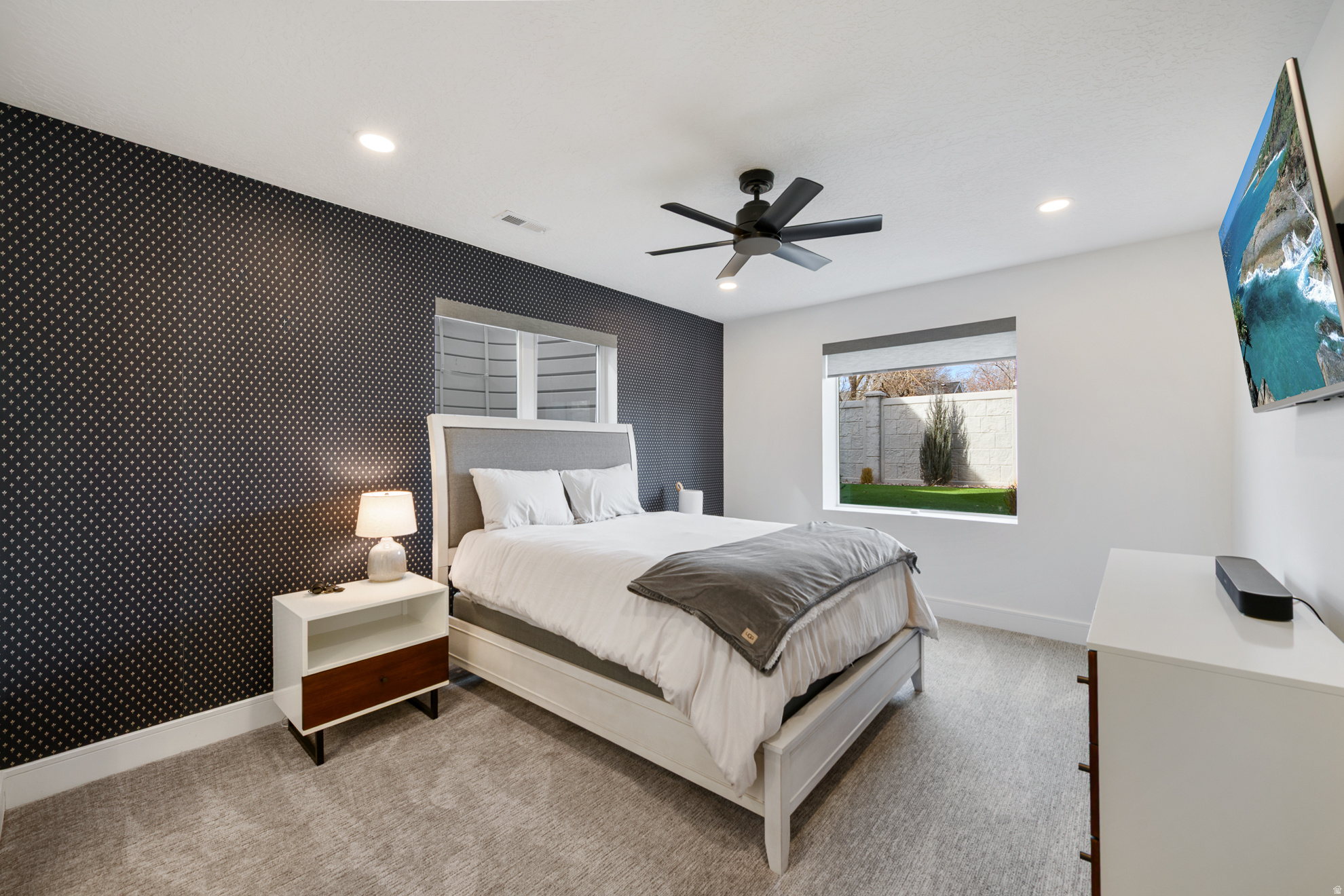 SIXTH STREET COTTAGES - Residential