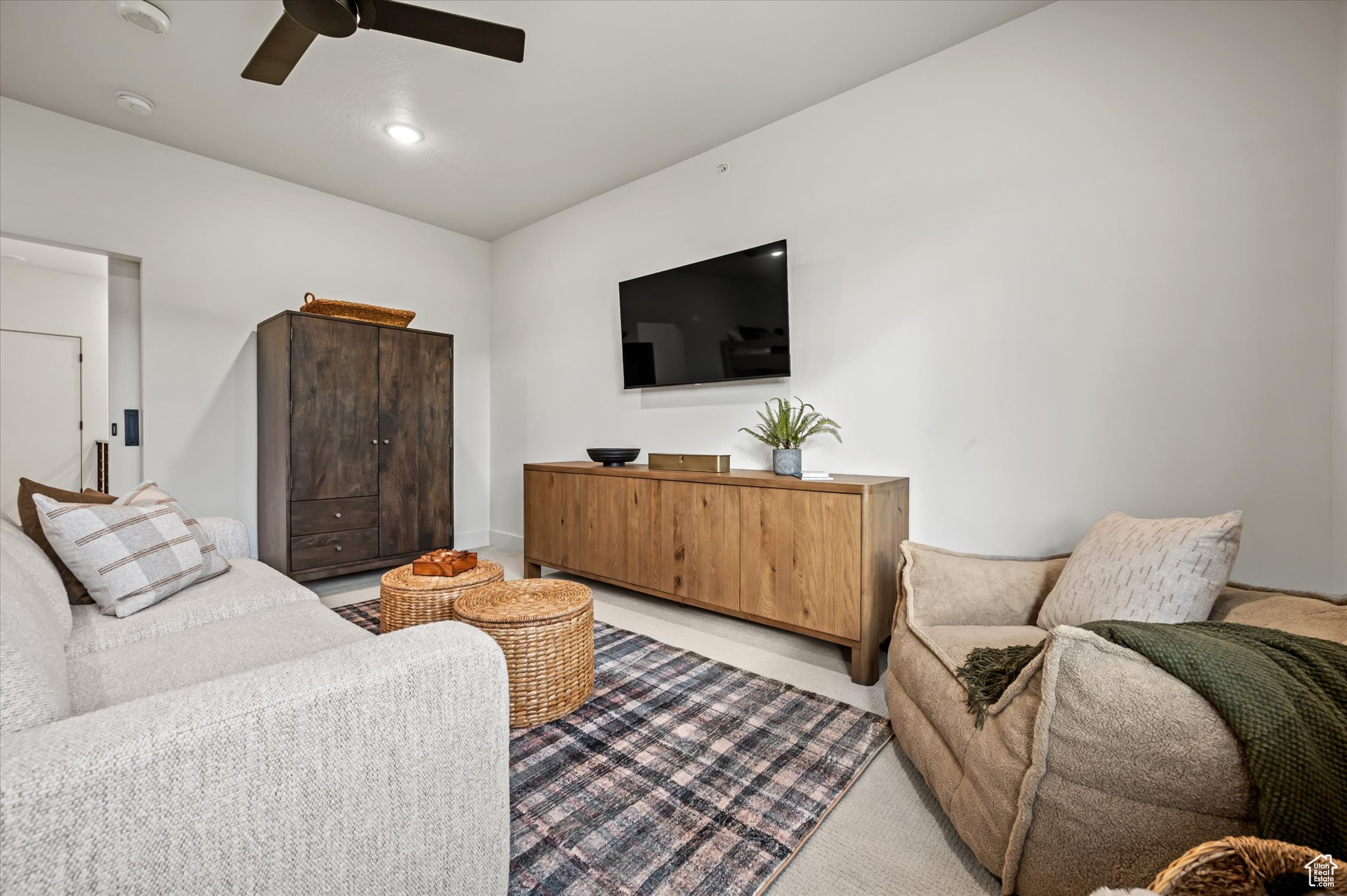 THE POINTE AT WOLF CREEK - Residential