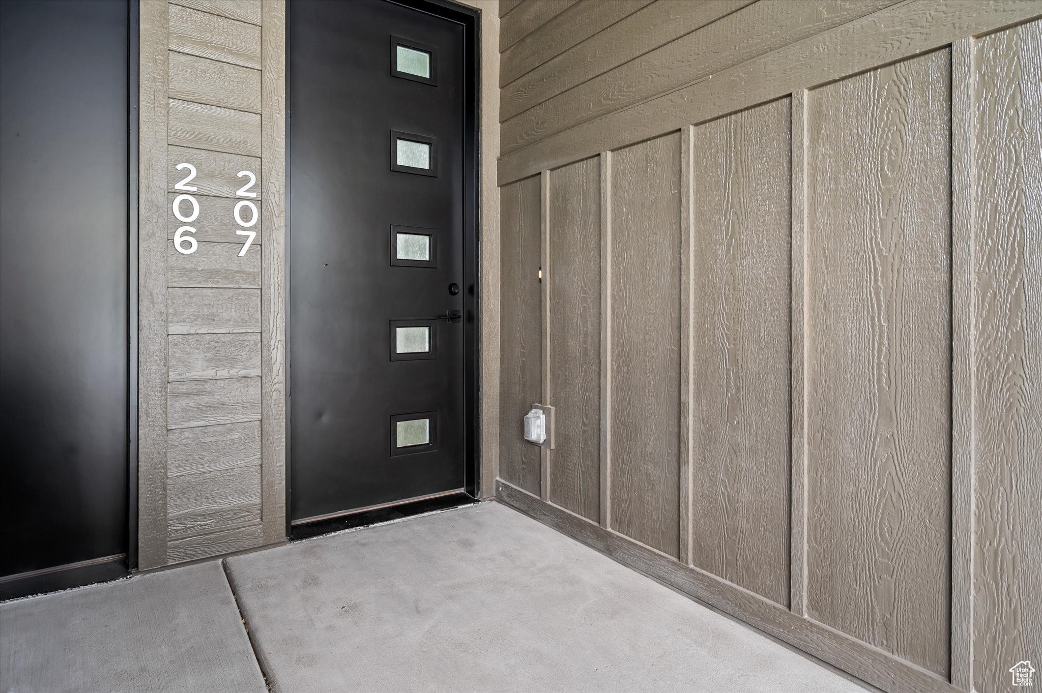 THE POINTE AT WOLF CREEK - Residential