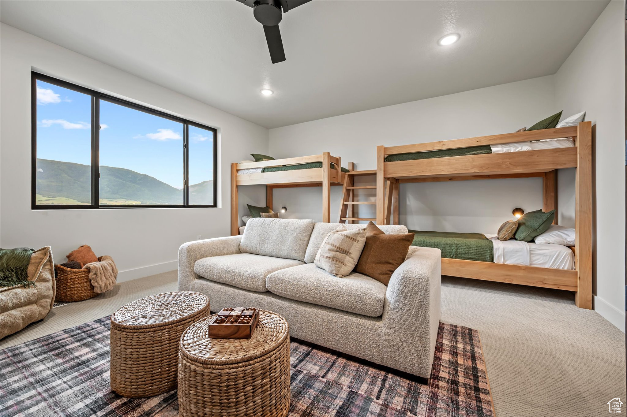 THE POINTE AT WOLF CREEK - Residential