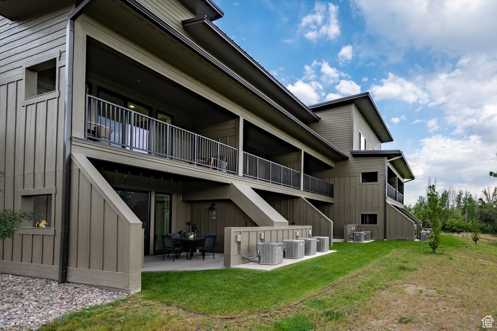 Photo of 3840 N 4975 E #A207, Eden, UT 84310 (MLS # 2104100)