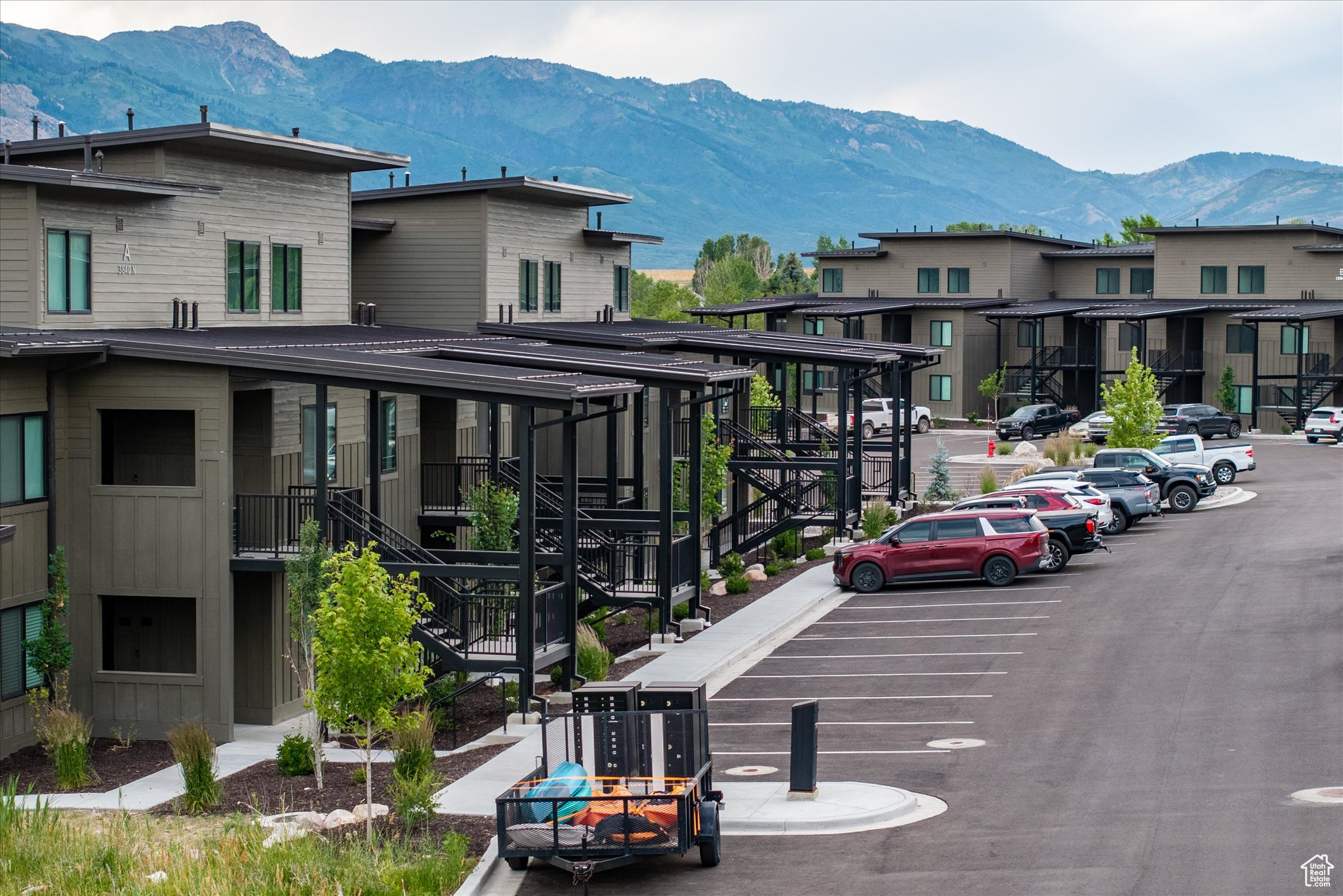 THE POINTE AT WOLF CREEK - Residential