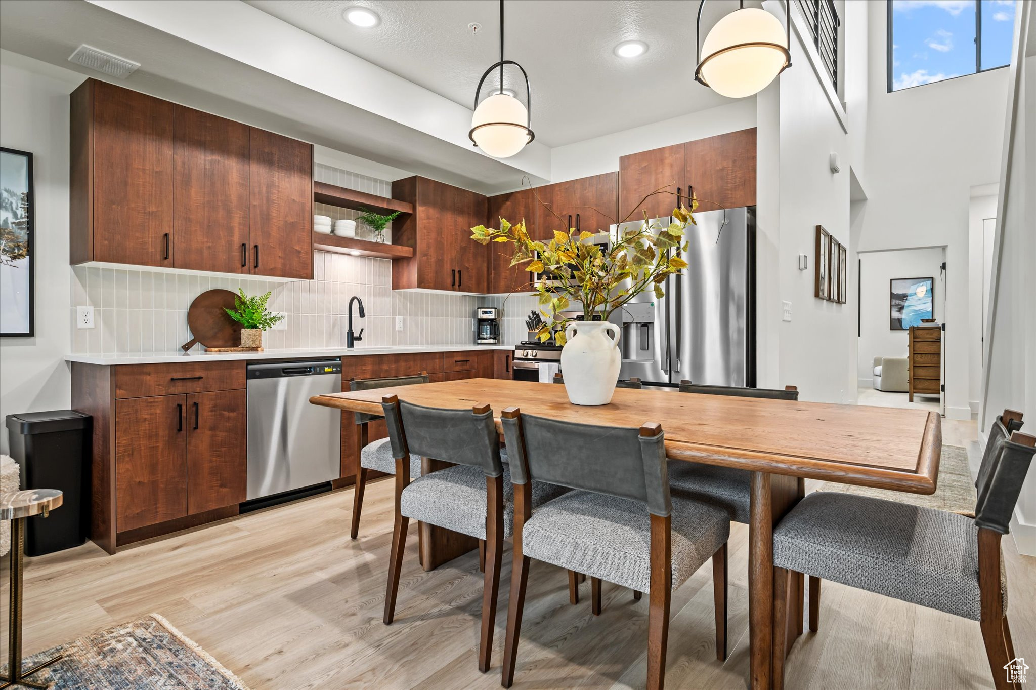 THE POINTE AT WOLF CREEK - Residential