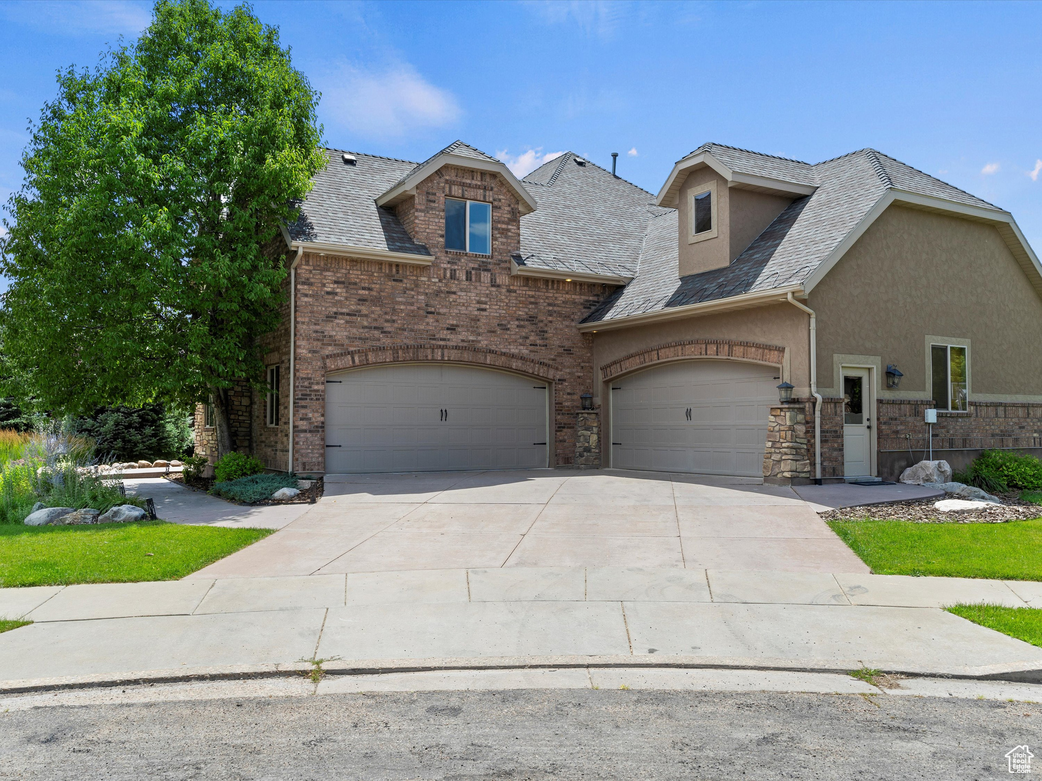 ROLLINS RANCH - Residential