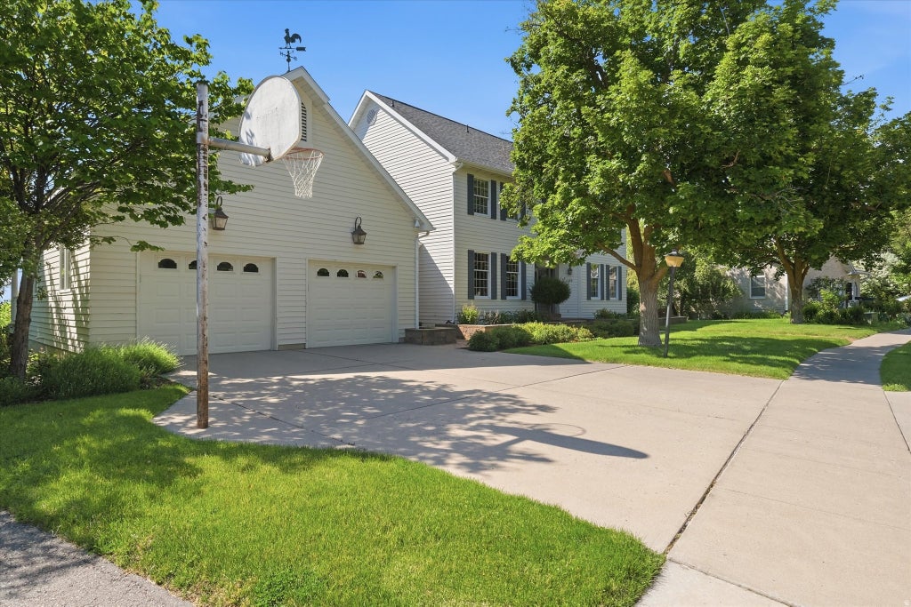 Photo of 1195 N ASPEN DR E, Logan, UT 84341 (MLS # 2163407)