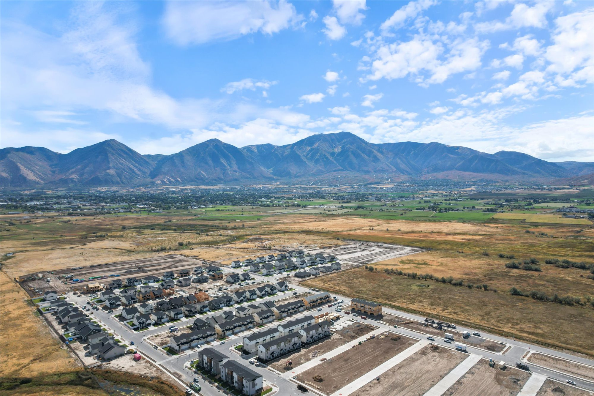 ARROWHEAD RANCH - Residential