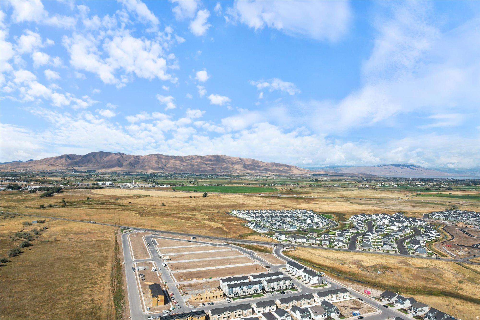 ARROWHEAD RANCH - Residential