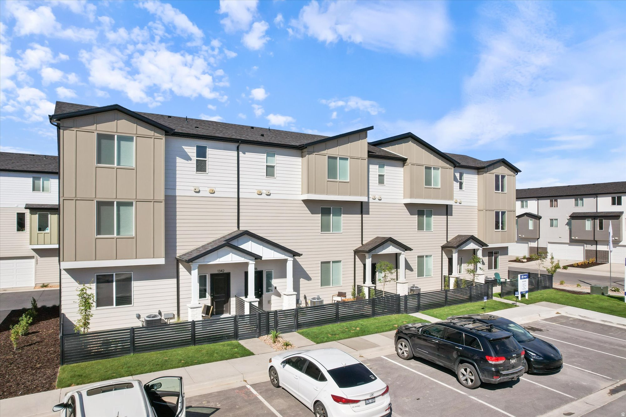 ARROWHEAD RANCH - Residential