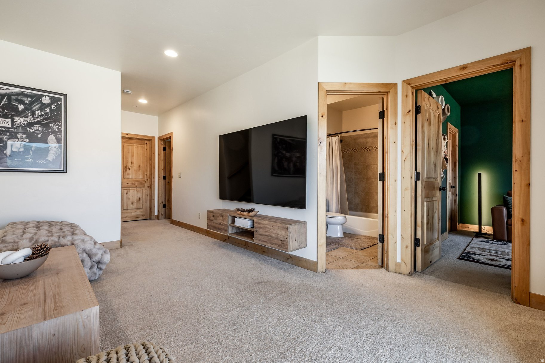 CEDAR RIDGE - Residential