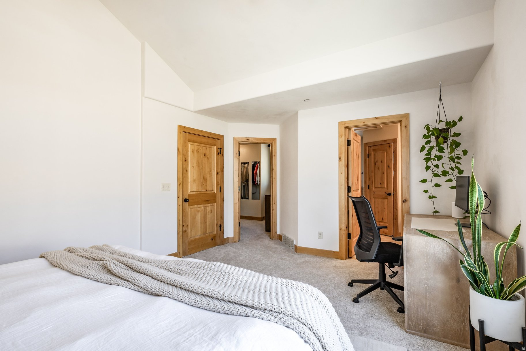 CEDAR RIDGE - Residential