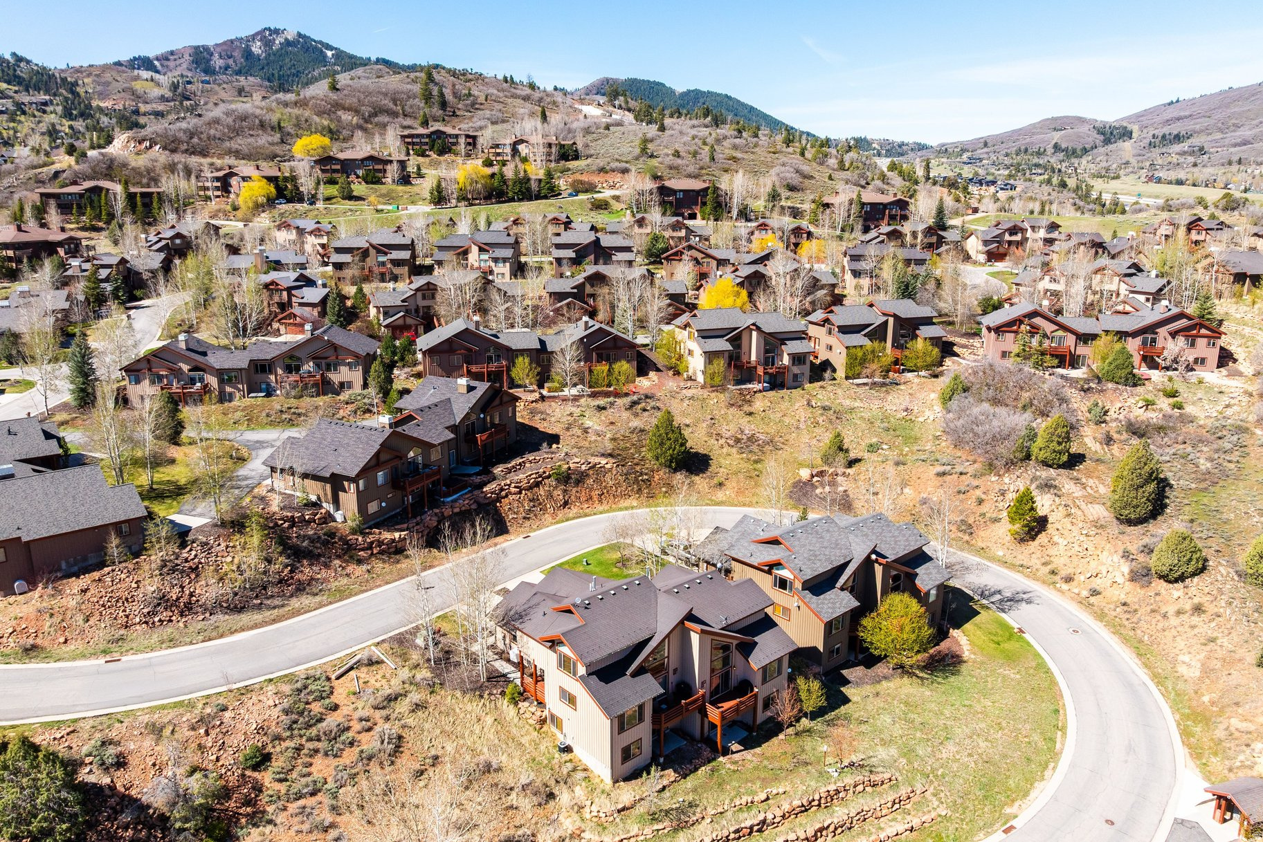 CEDAR RIDGE - Residential