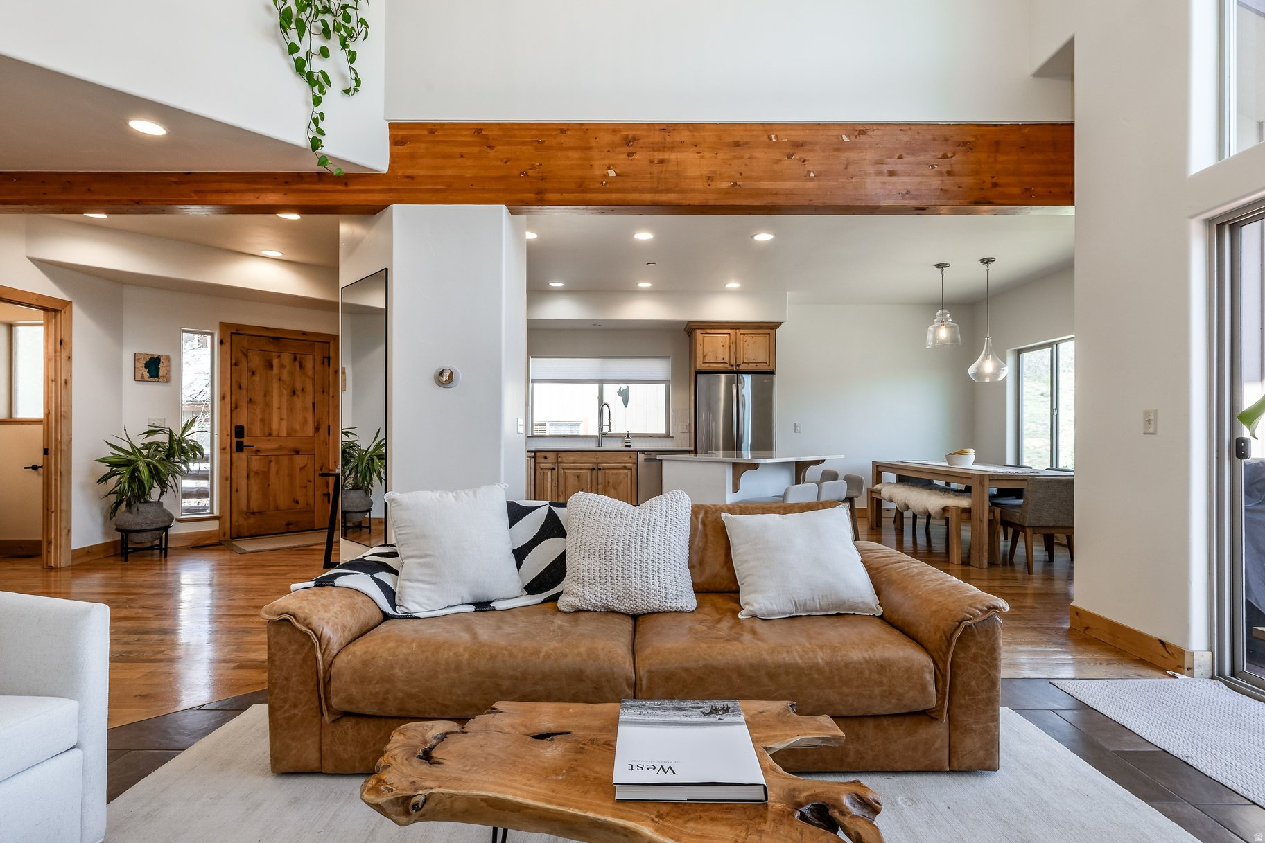 CEDAR RIDGE - Residential