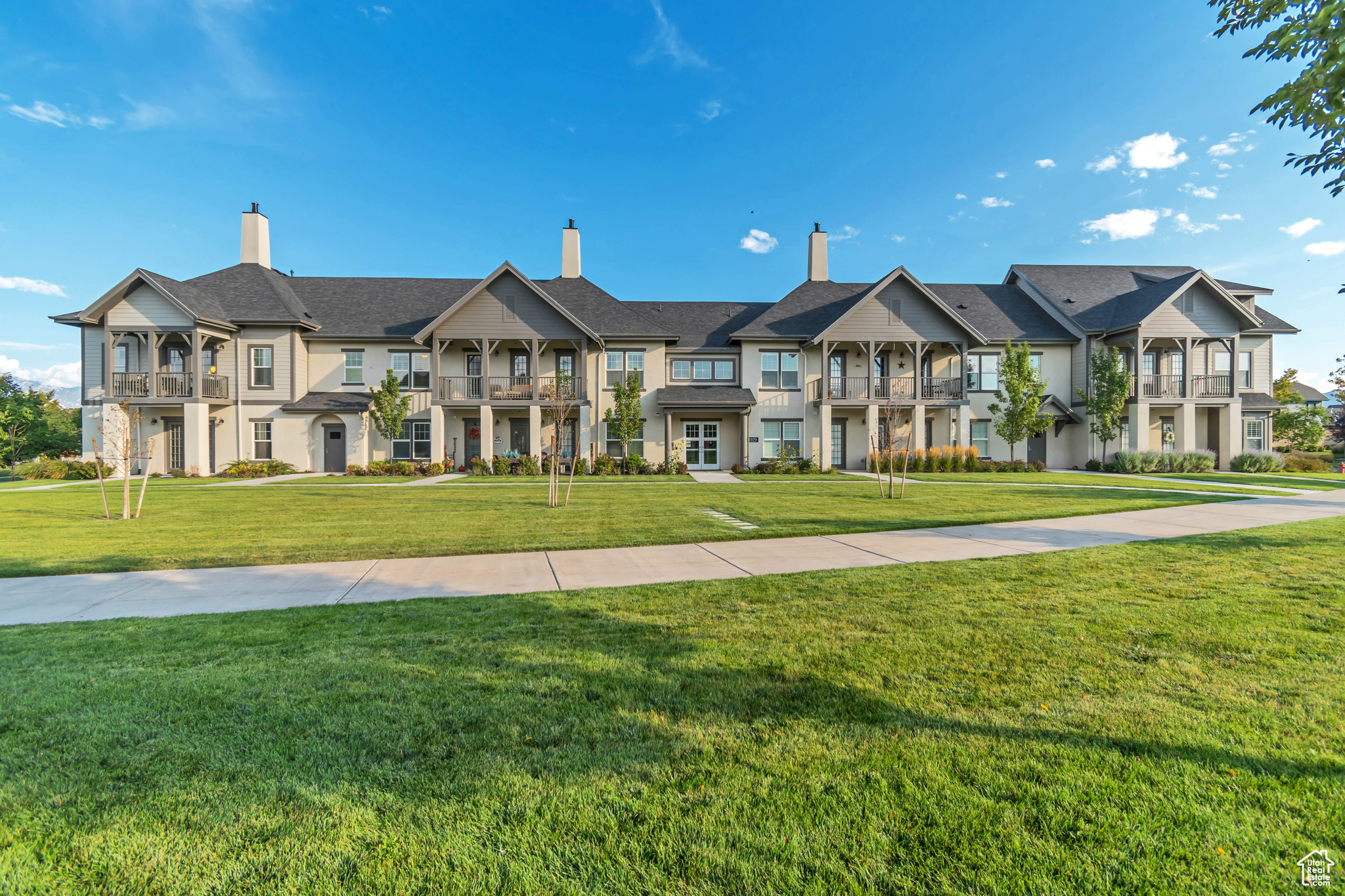 GARDEN PARK/DAYBREAK - Residential