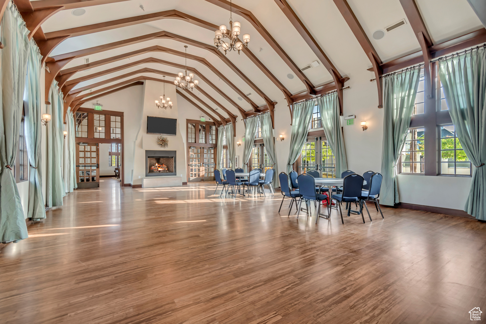 GARDEN PARK/DAYBREAK - Residential