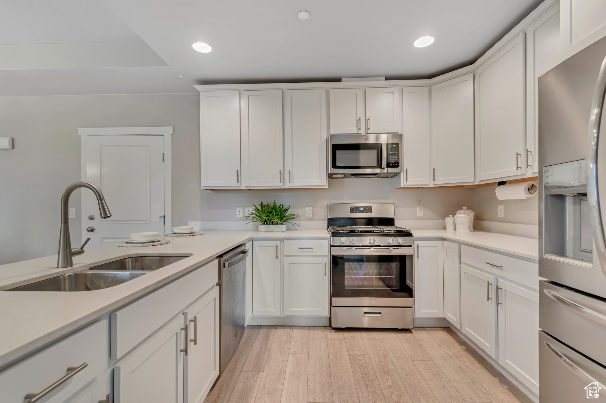 GARDEN PARK/DAYBREAK - Residential