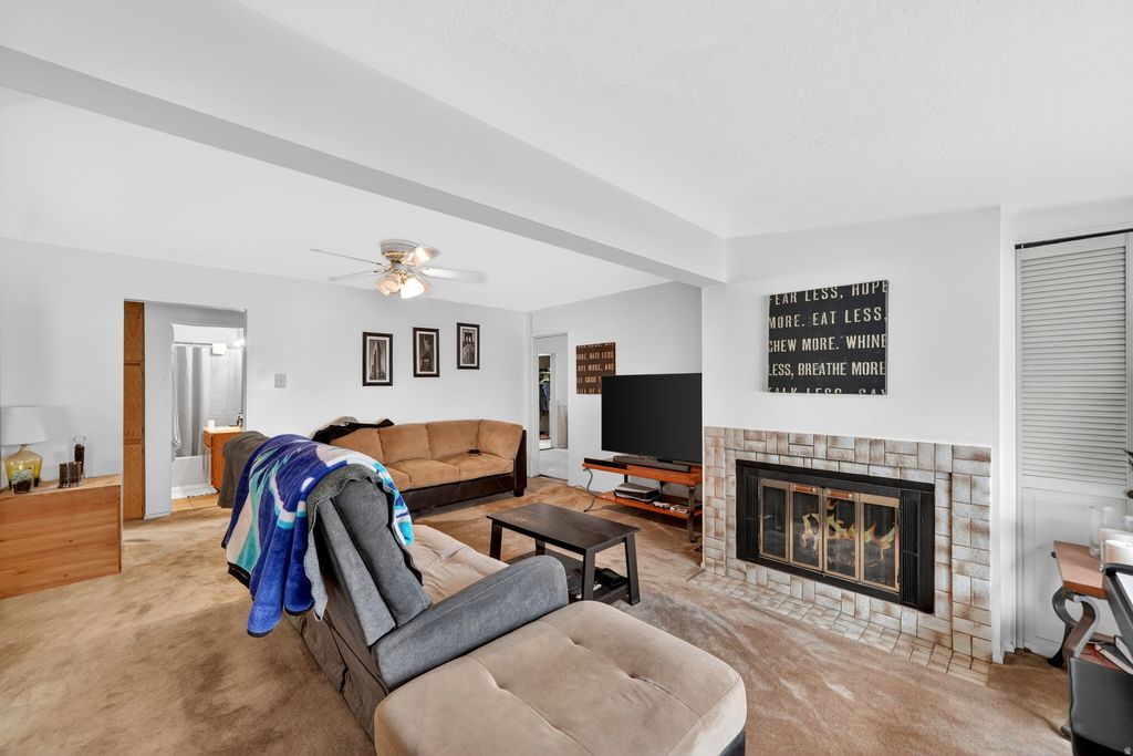 Photo of 901 E 7800 S, Midvale, UT 84047 (MLS # 2154242)