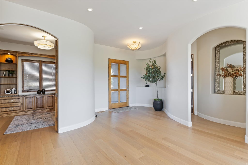 Photo of 3325 S RED ROCK WAY, Hurricane, UT 84737 (MLS # 2185960)