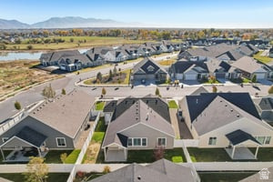 GREEN FARM FIELDS AT GREEN FARM HOA - Residential