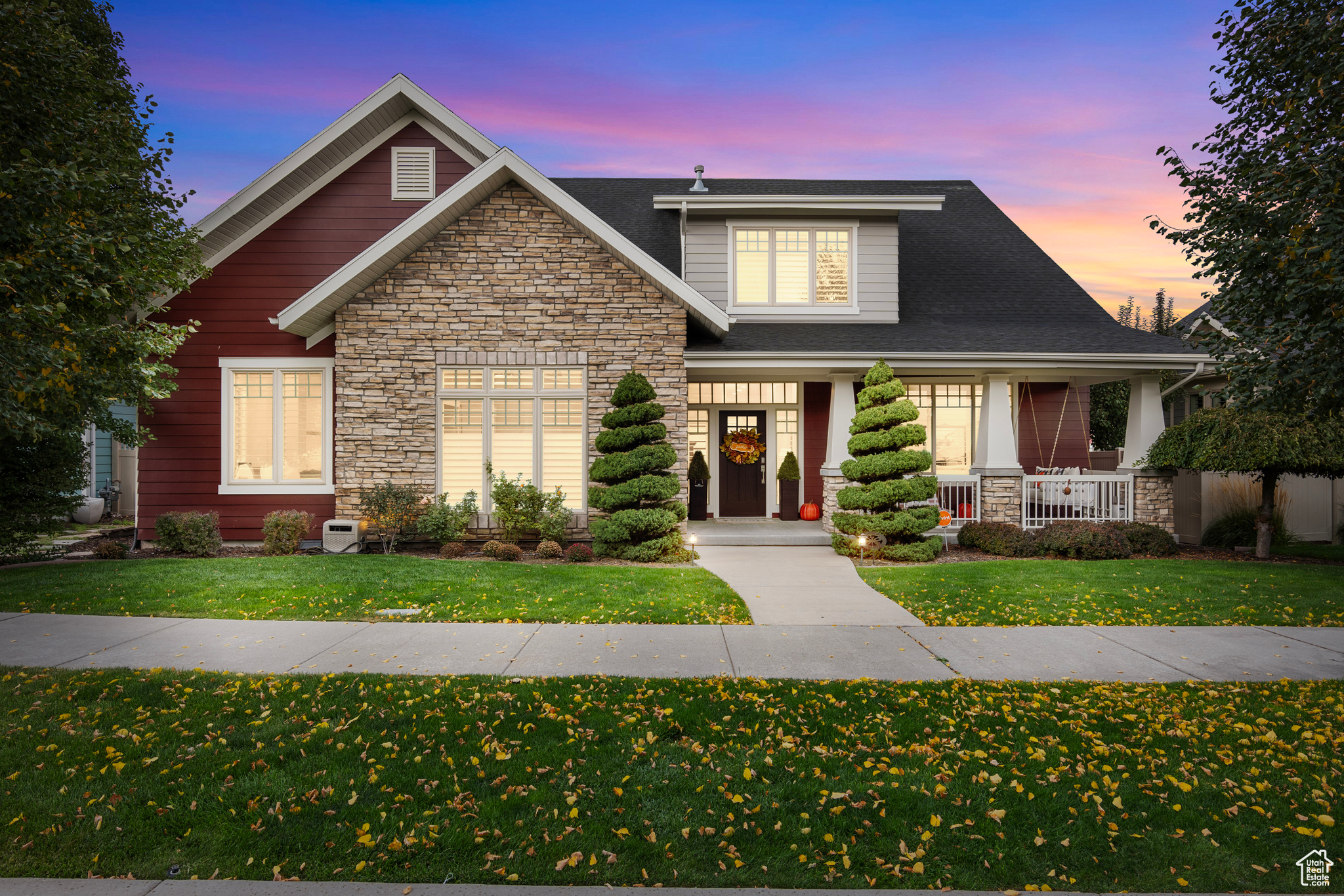 DAYBREAK - Residential