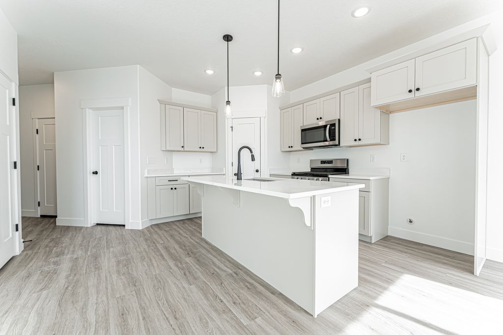 Photo of 4774 S ALDER DR, Mapleton, UT 84664 (MLS # 2153641)