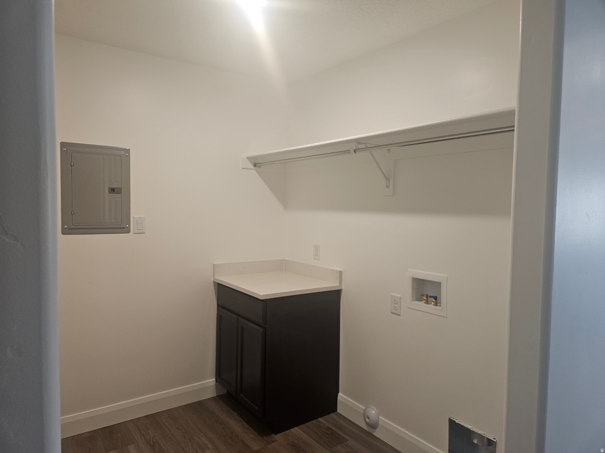 COUNTRY VIEW VILLAS - Residential