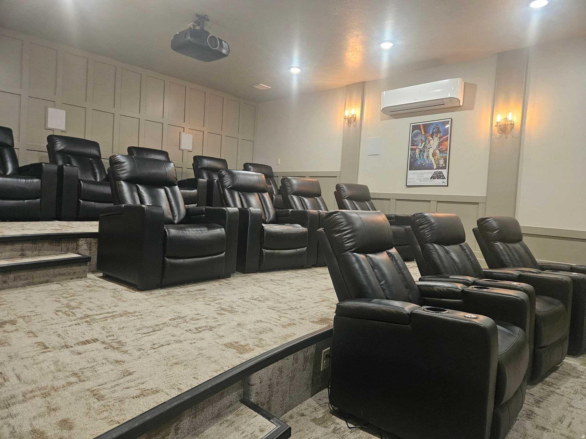 COUNTRY VIEW VILLAS - Residential