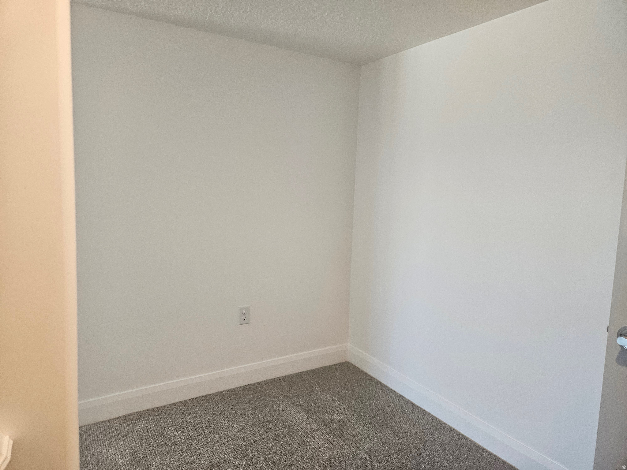 COUNTRY VIEW VILLAS - Residential